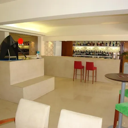 Eurosol & Jardim Hotel 3*